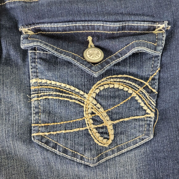 No Boundaries Denim Shorts Juniors 9 Blue‎ Jean Low Rise Womens Distressed - Picture 13 of 14